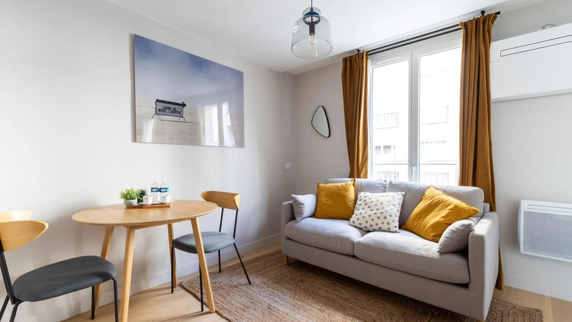 Relax In A Contemporary Designer Apartment Paris