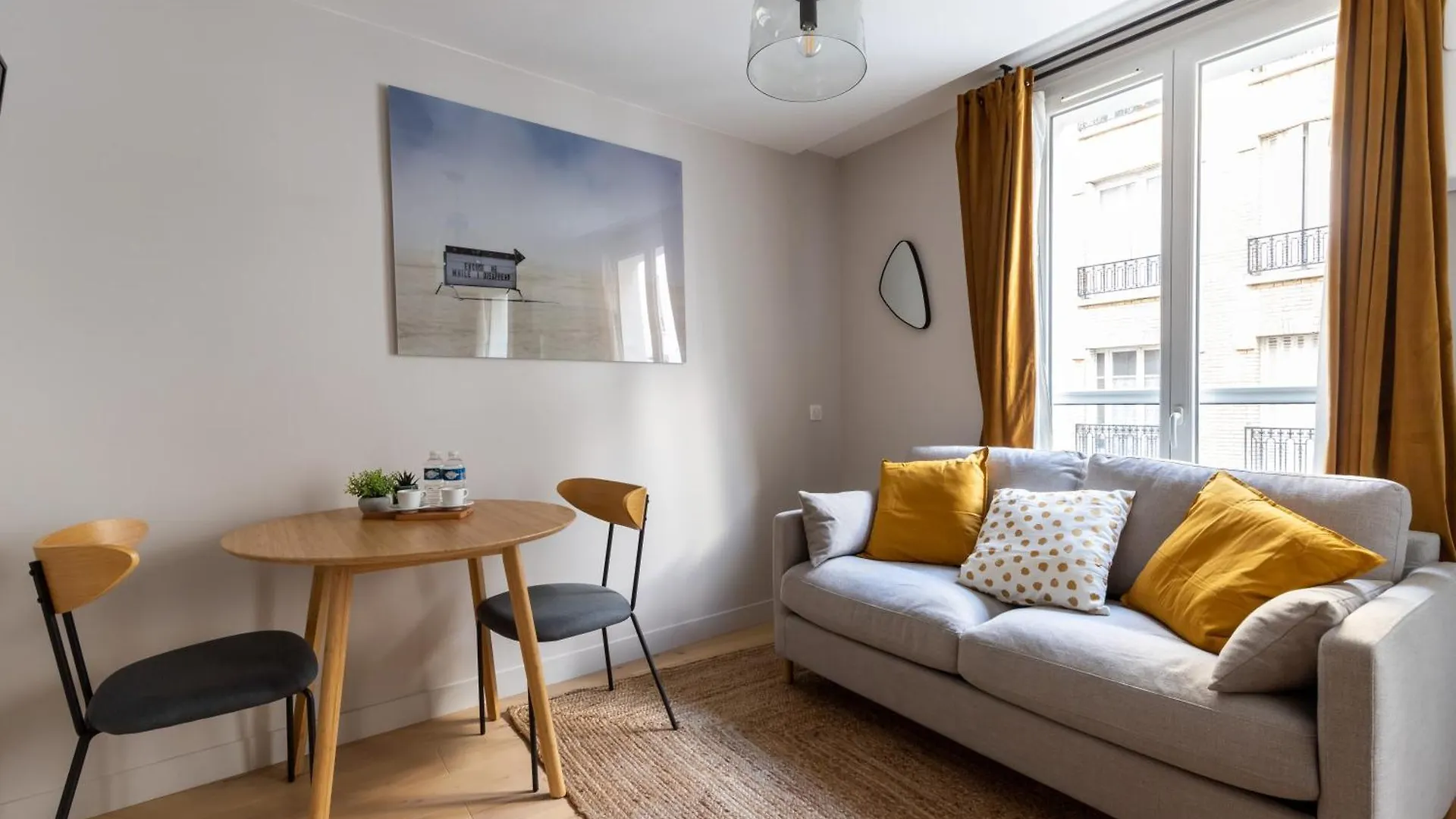 Relax In A Contemporary Designer Apartment Paris